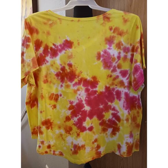 Cute But Can't Parallel Park Tie Dye V-Neck T-Shirt NWOT Plus 2XL - Picture 4 of 4